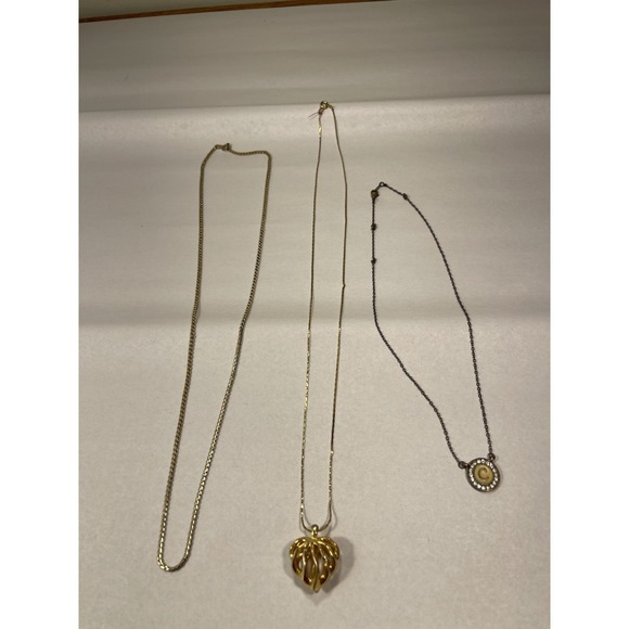 Lot Of 32 Necklaces Vintage To Modern & 26 Pendants - Picture 10 of 16